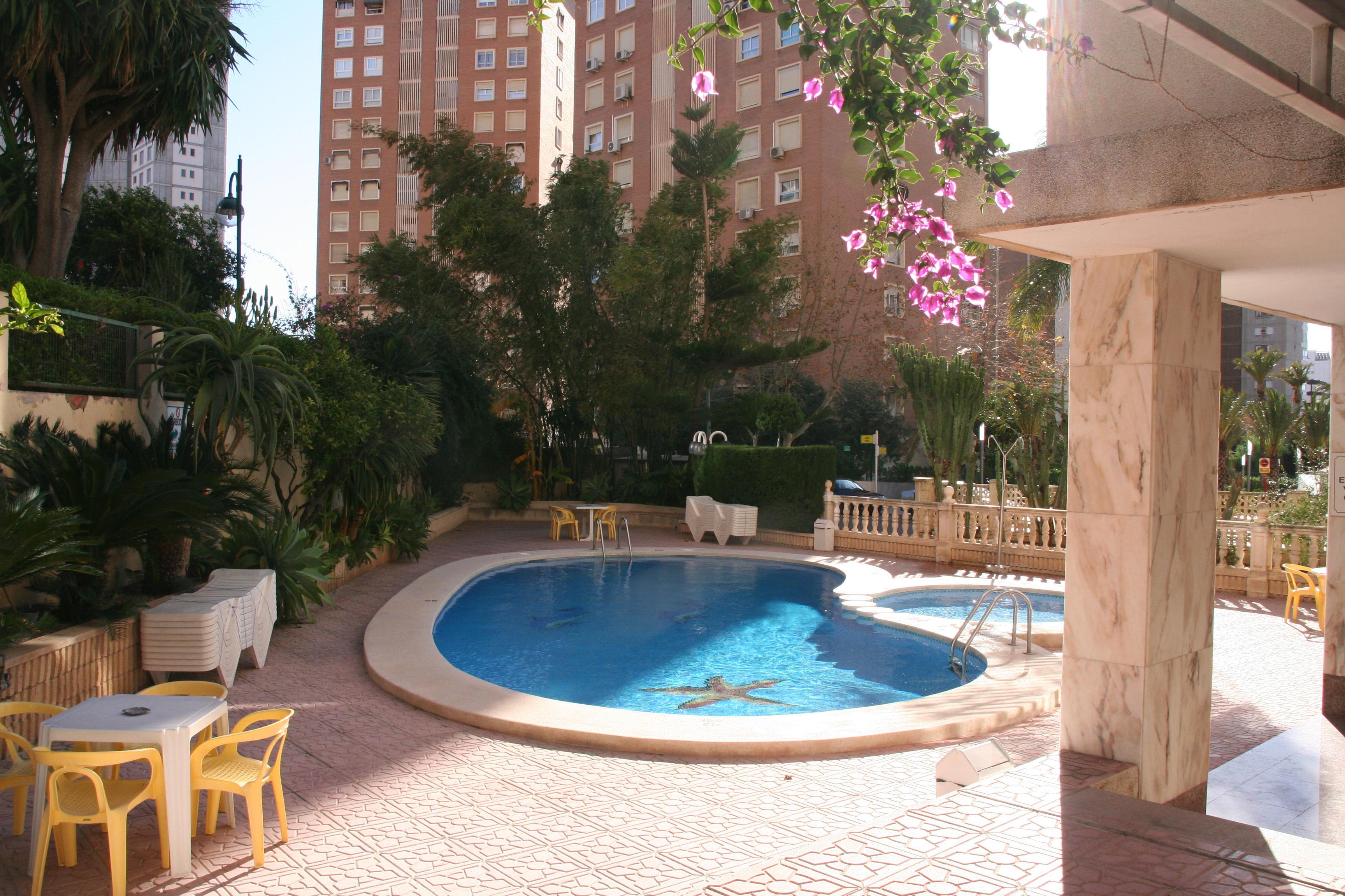 Apartamentos Maria Victoria Benidorm Exteriör bild