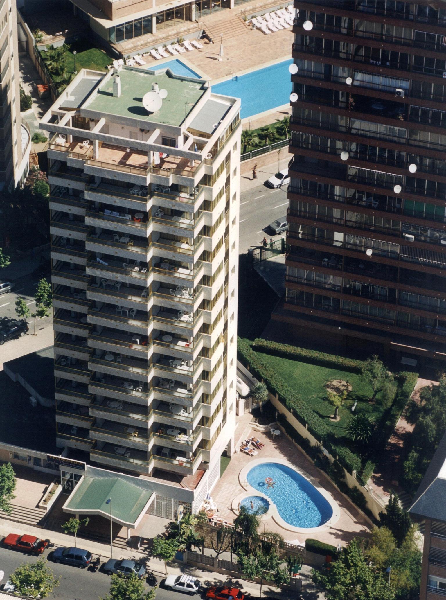 Apartamentos Maria Victoria Benidorm Exteriör bild