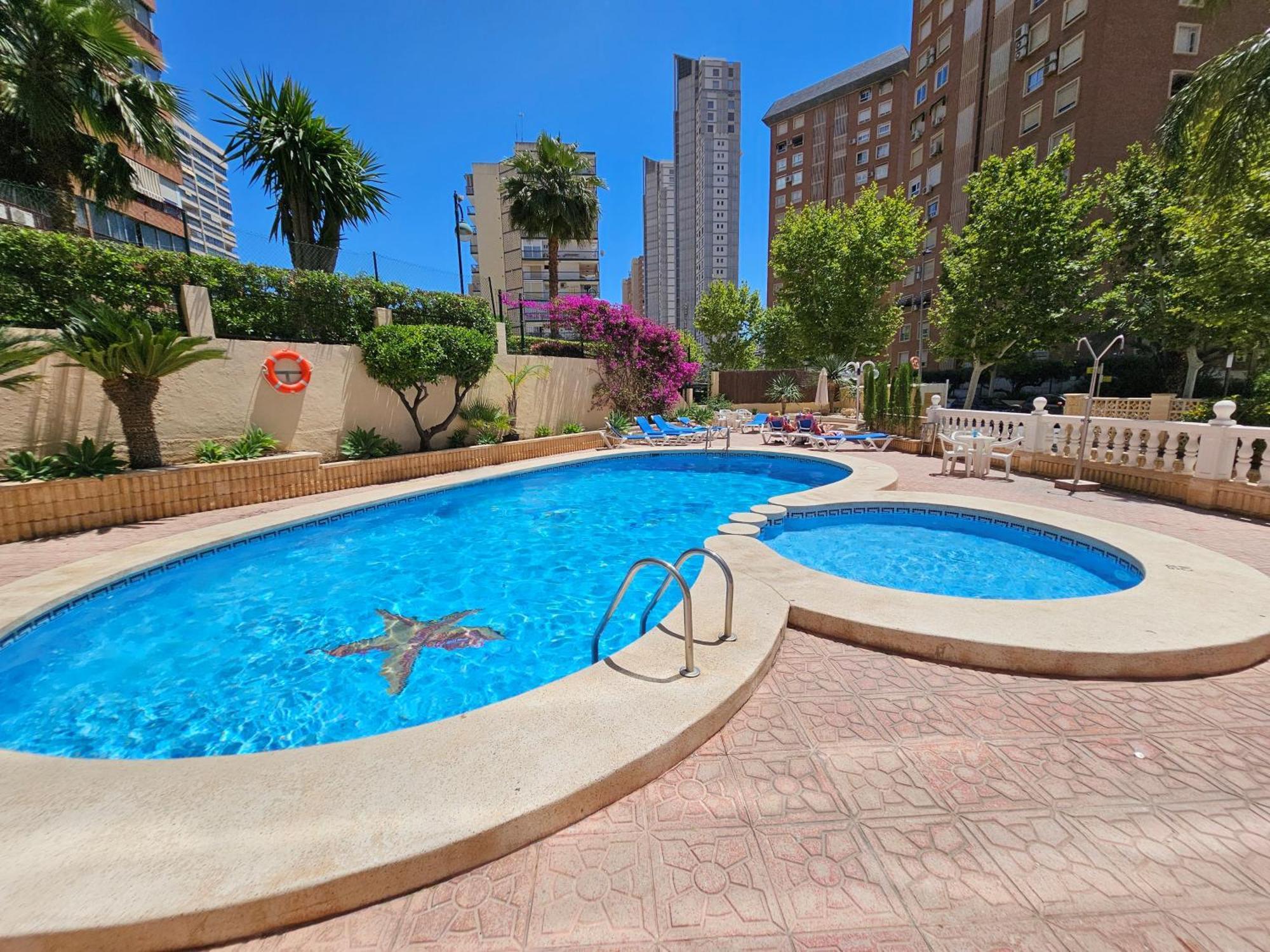 Apartamentos Maria Victoria Benidorm Exteriör bild