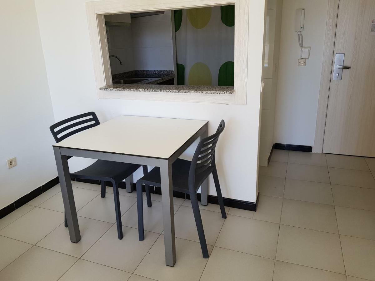 Apartamentos Maria Victoria Benidorm Exteriör bild