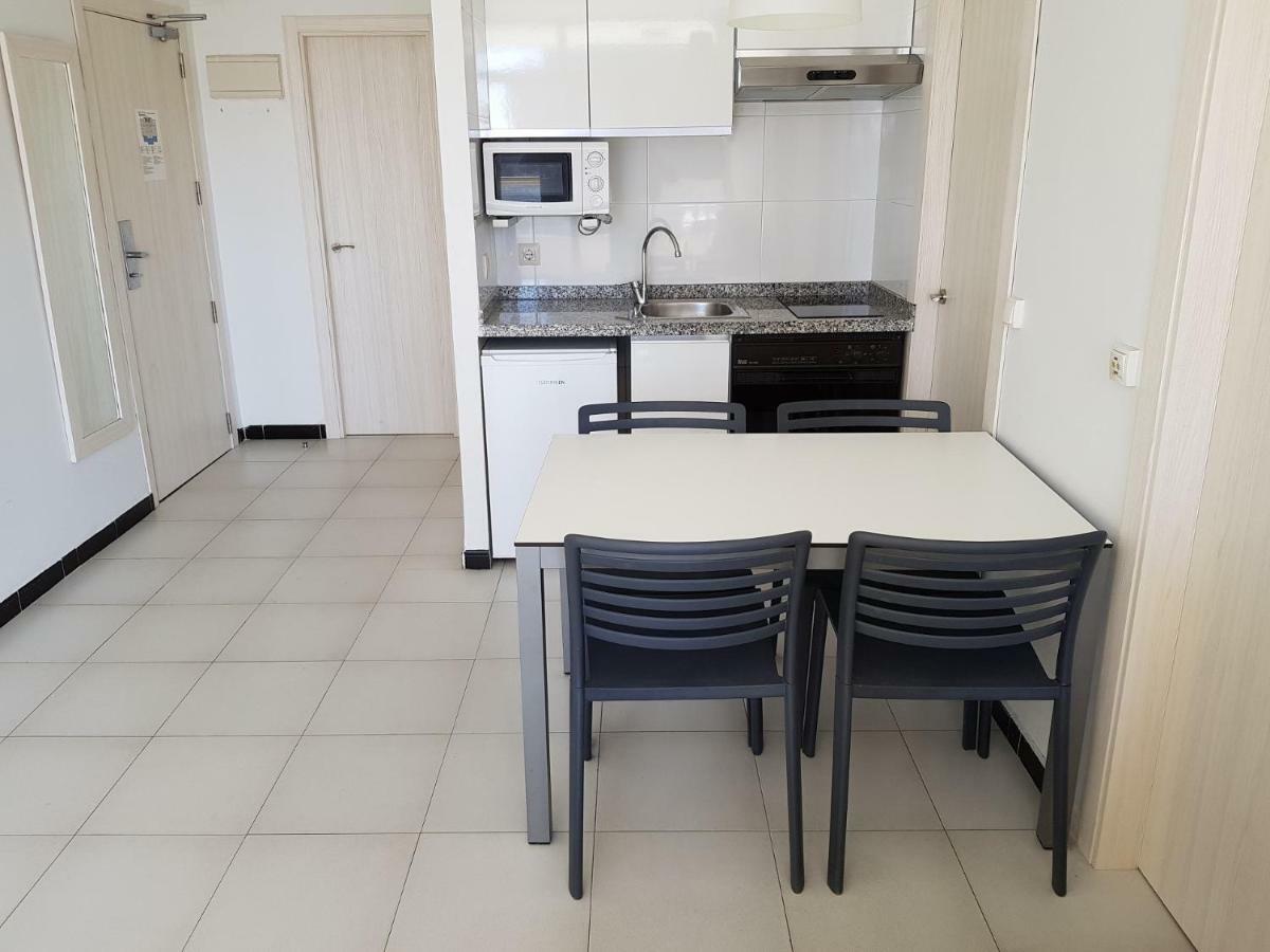 Apartamentos Maria Victoria Benidorm Exteriör bild